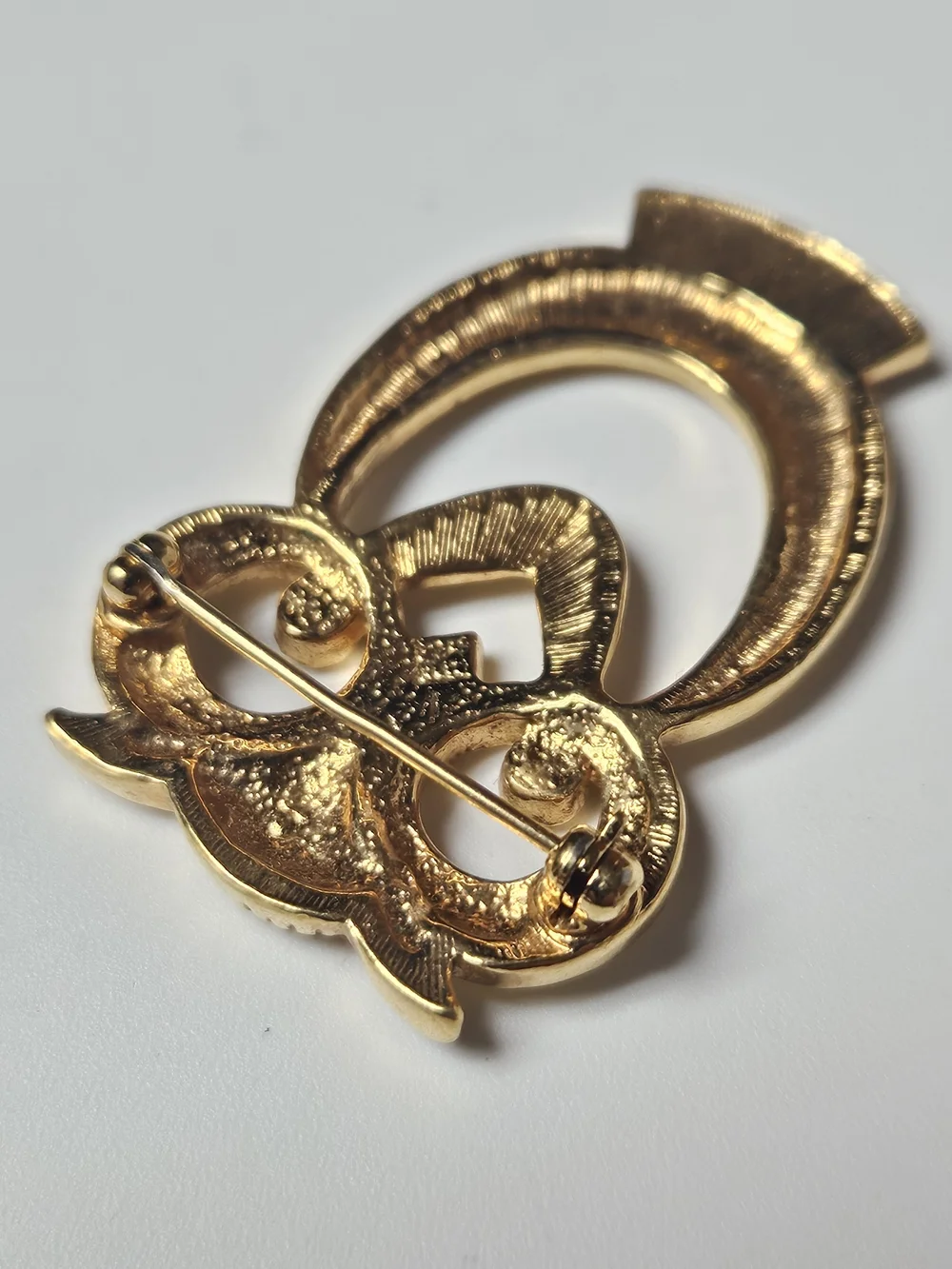 Avon Gold-Tone Owl Brooch Pin